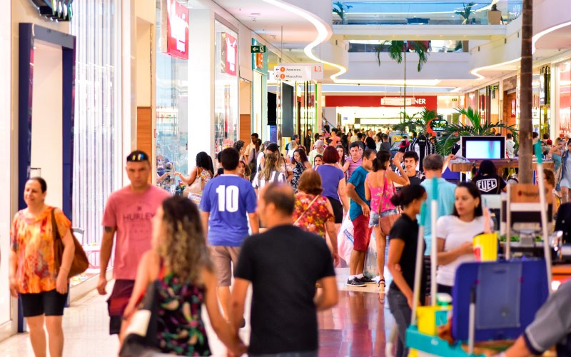 Shoppings terão horário de funcionamento ampliado na véspera do Dia dos Pais
