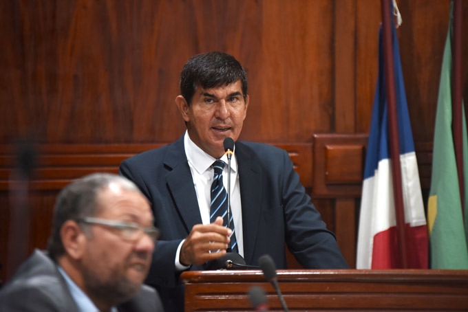 Programa É do Povo entrevista Geraldo Requião nesta terça 