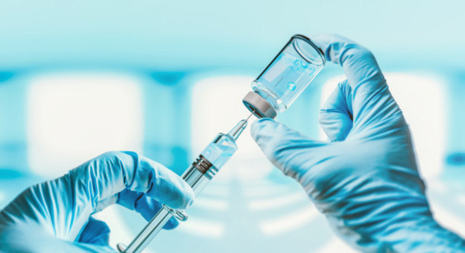 Anvisa autoriza segunda dose da vacina de Oxford em voluntários