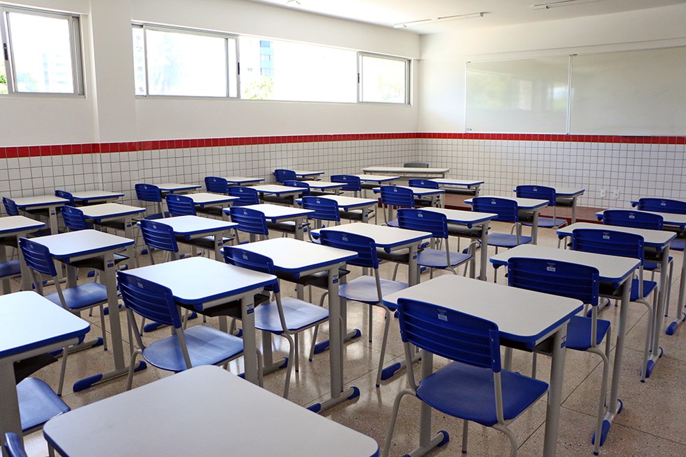 Governo prorroga até 30 de agosto suspensão de aulas nas escolas da Bahia