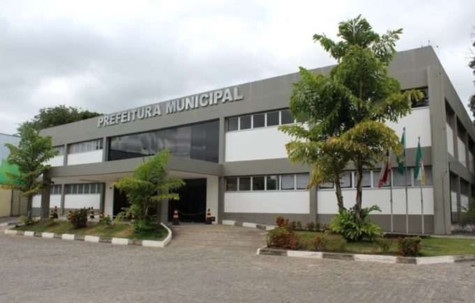 Prefeitura de Mata de São João suspende postagens em redes sociais