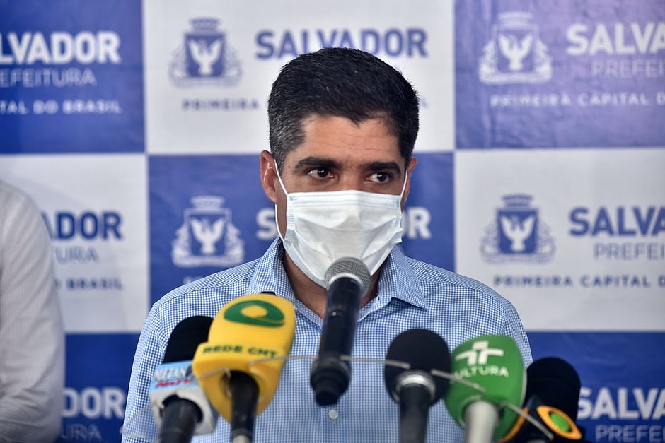 ACM Neto volta a criticar paredões no Nordeste: 'Irresponsáveis, insensíveis'