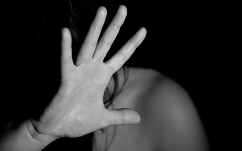 Homem é preso suspeito de estuprar e engravidar filha de 15 anos na Bahia