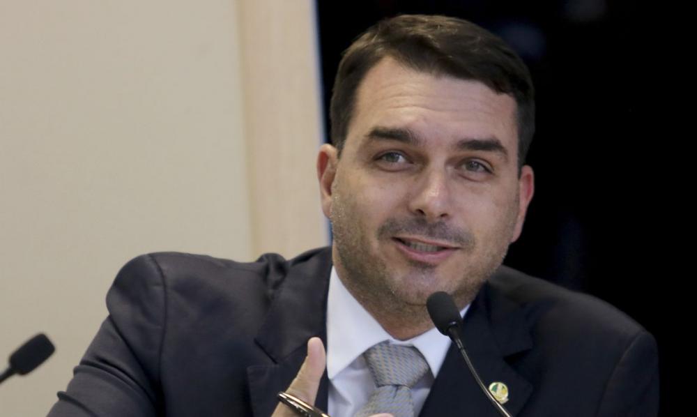 Flávio Bolsonaro recorre contra manutenção de inquérito por crime eleitoral