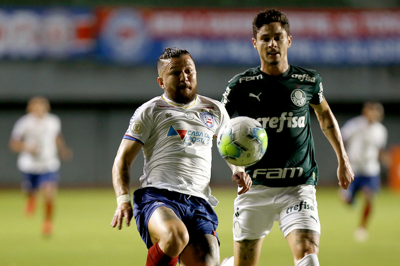 Nos acréscimos, Bahia garante empate com Palmeiras