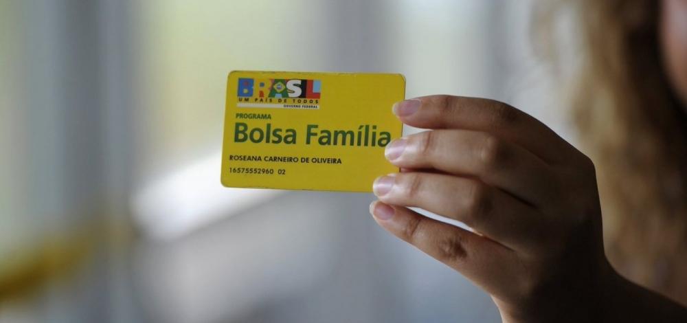 Governo prevê R$ 34,8 bilhões para o Bolsa Família em 2021
