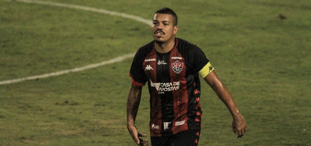 Com retorno de Carleto, Vitória enfrenta o Confiança nesta terça