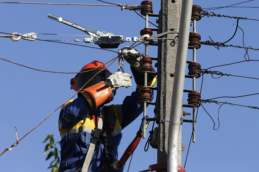 Coelba interrompe fornecimento de energia no Caboré