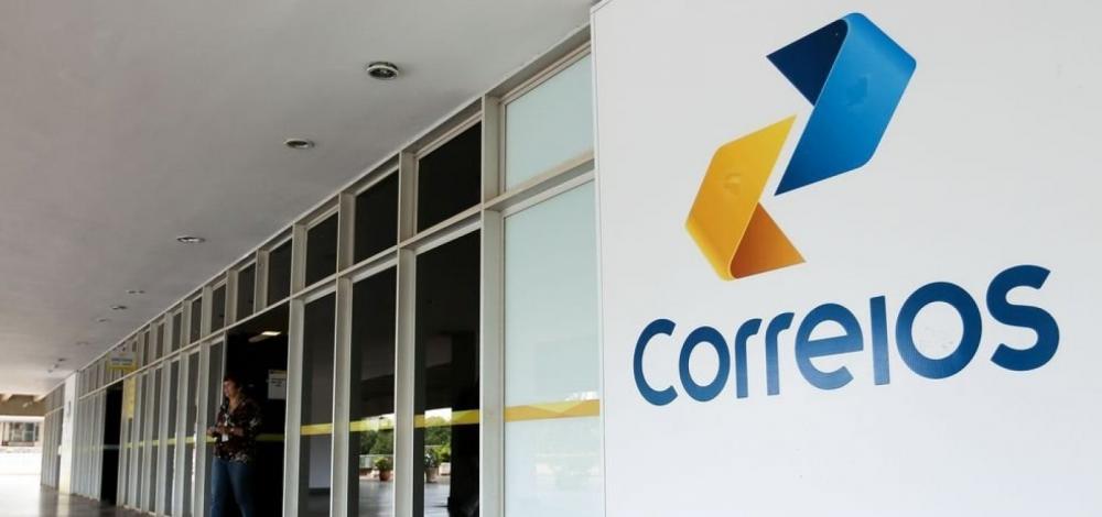 Greve dos Correios: liminar determina manutenção de 70% das atividades e proíbe descontos de salários