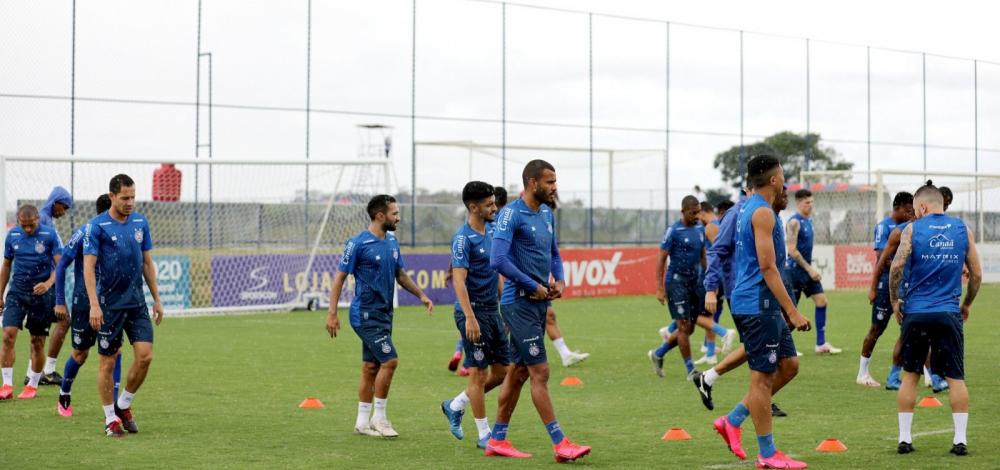Bahia projeta contratar de 3 a 5 jogadores para reforçar elenco
