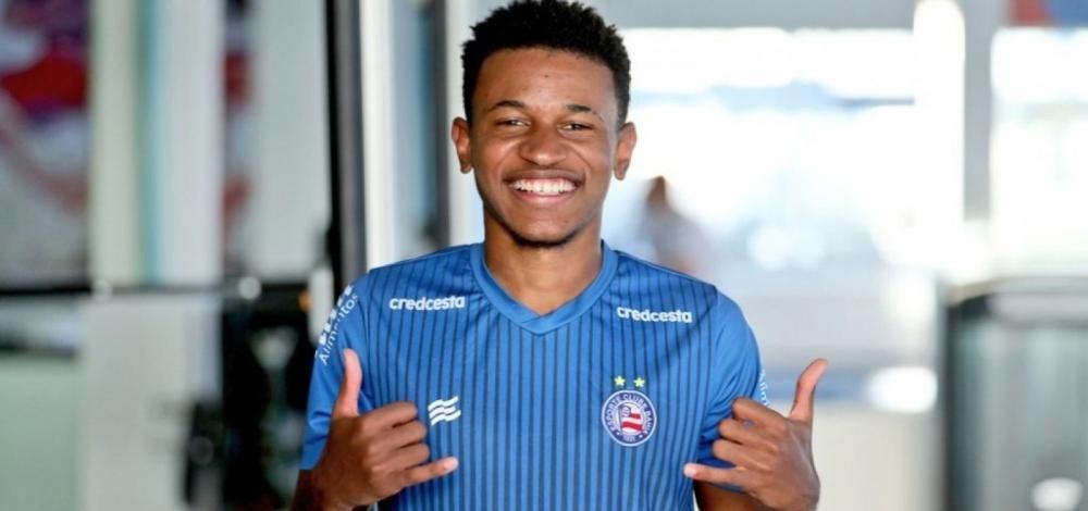 Ramires é regularizado no BID e já pode jogar pelo Bahia