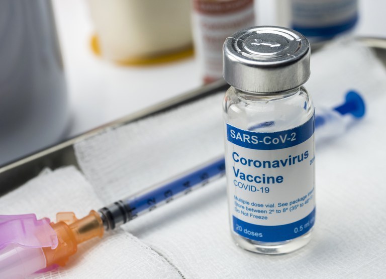 Brasil confirma intenção de aderir a programa Covax de vacinas contra Covid-19