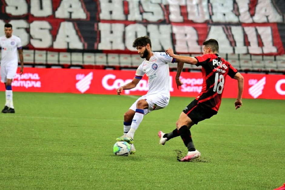 Bahia perde para o Athlético-PR e estaciona na vice-lanterna da Série A