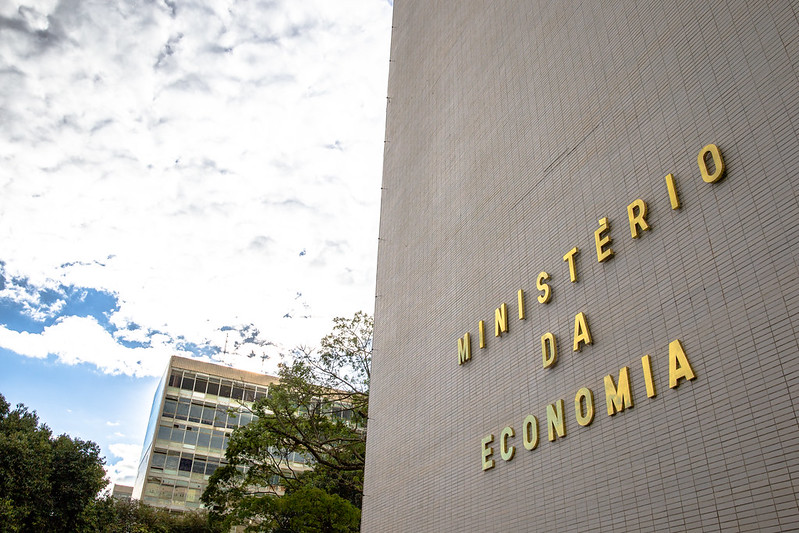 Governo espera reforma tributária até terça e Renda Cidadã nesta semana