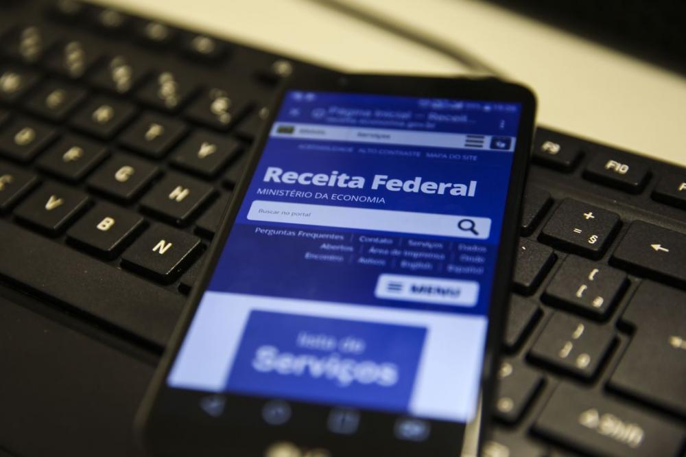 Receita paga restituições do quinto lote do Imposto de Renda