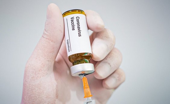 Covid-19: Anvisa adianta avaliação do pedido de registro da vacina de Oxford