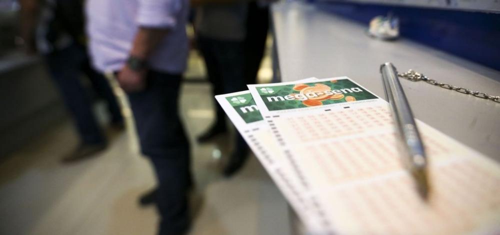 Mega-Sena sorteia R$ 100 milhões nesta quarta