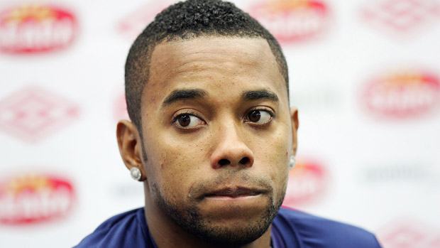 Acusado de estupro, Robinho diz que único arrependimento foi ter traído esposa