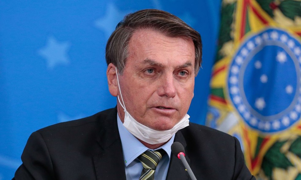 Jair Bolsonaro afirma que vacina chinesa 'não será comprada'