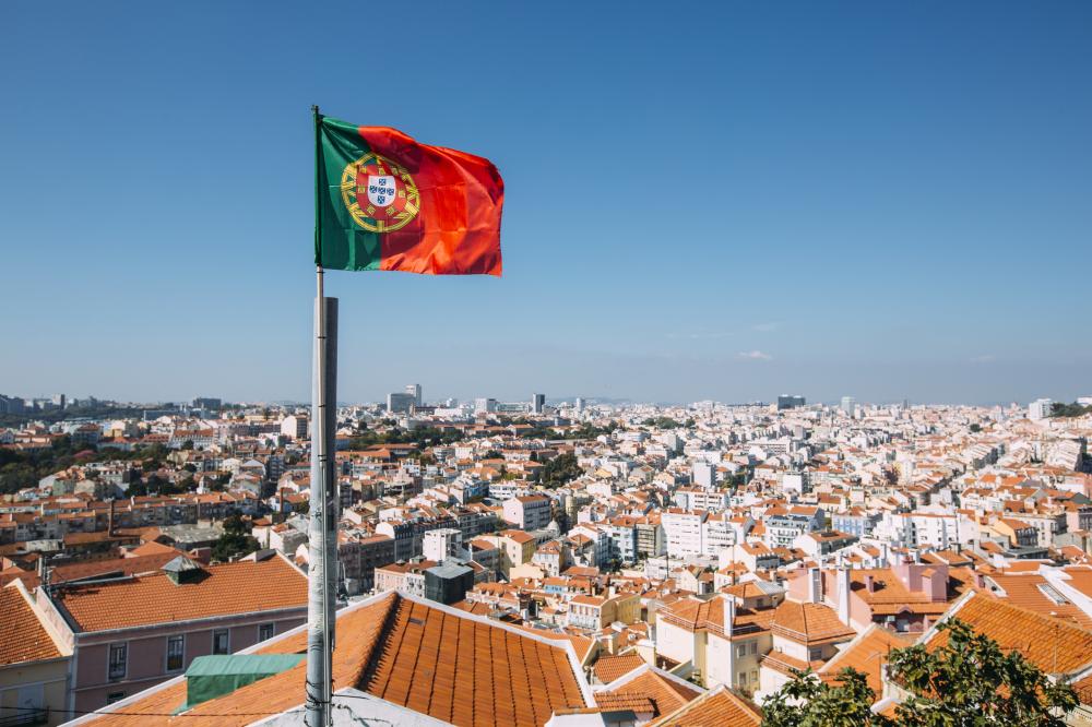 Com avanço da Covid-19, Portugal impõe quarentena parcial em três cidades
