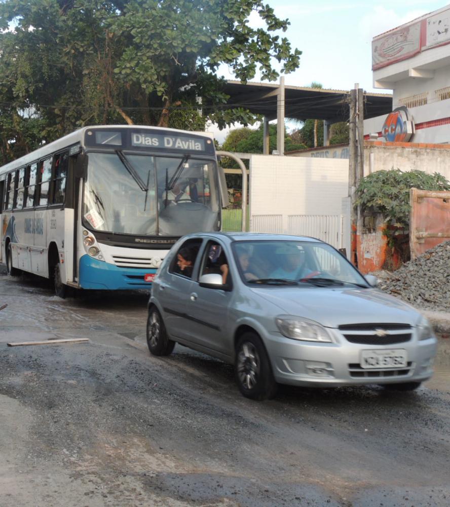 Trânsito e roteiro de ônibus serão alterados no centro de Dias d’Ávila