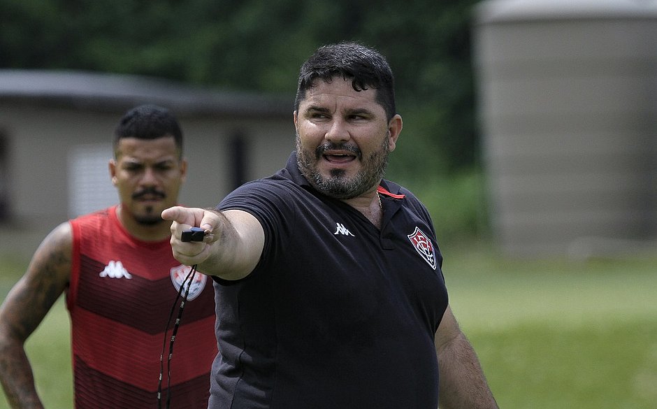 Contra um dos piores mandantes, Vitória tentará quebrar seu jejum