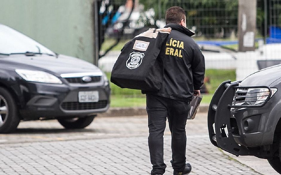 Operação investiga fundação evangélica suspeita de desviar dinheiro público 