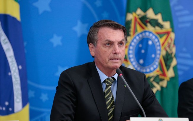 Bolsonaro diz que vai reeditar decreto das SUS e cita proposta de Dilma