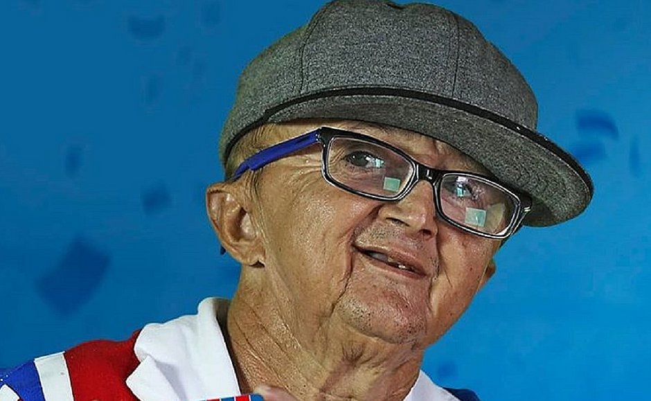Humorista Jotinha é internado em estado grave com suspeita de Covid-19