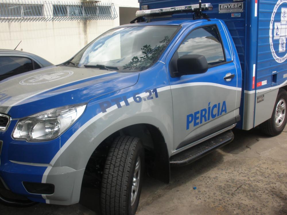 Jovem tem casa invadida e é morto a tiros em Dias d'Ávila