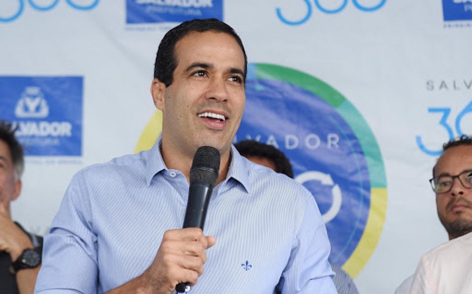 Bruno Reis abre vantagem na apuração de votos para prefeito de Salvador