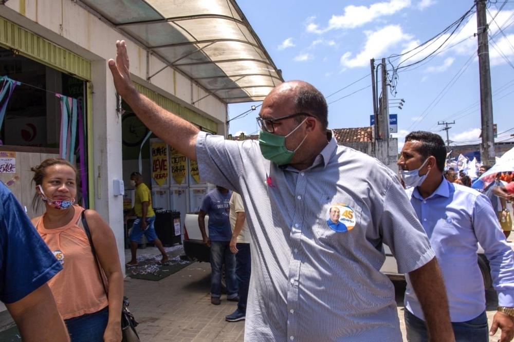 Alberto Castro é eleito em Dias d’Ávila com 45 % dos votos