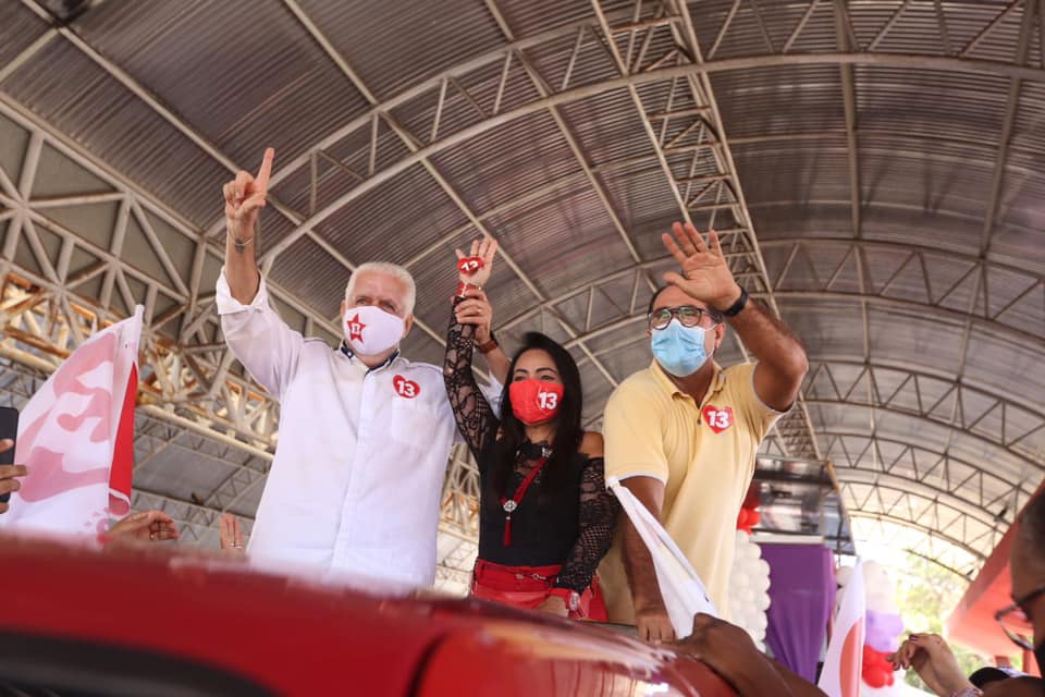 Moema Gramacho é reeleita prefeita de Lauro de Freitas