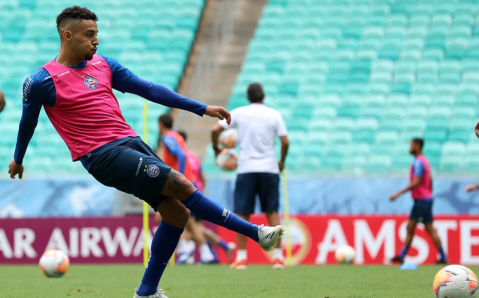 Fora de casa, Bahia pega o Coritiba e pode abrir oito pontos do Z4
