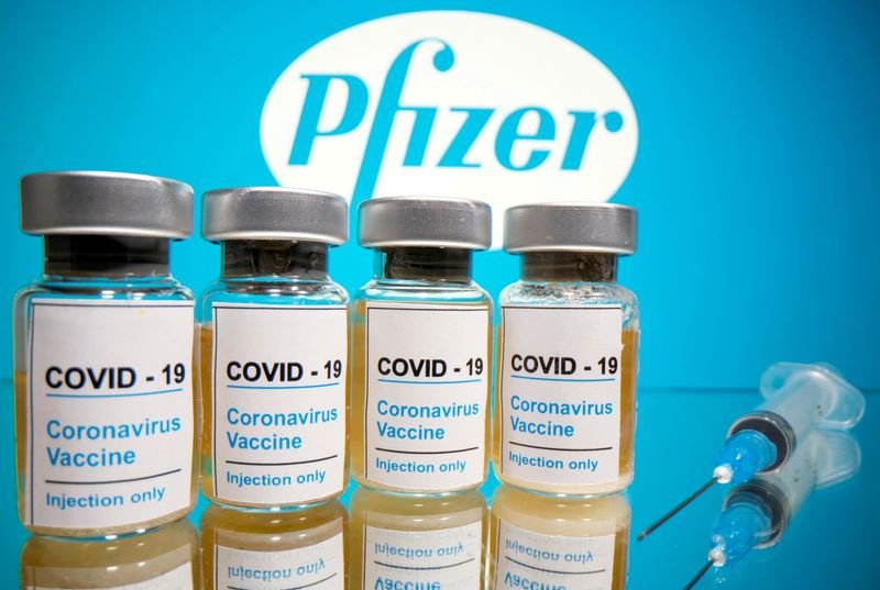 Decisão sobre uso emergencial da vacina da Pfizer é agendada para 10 de dezembro