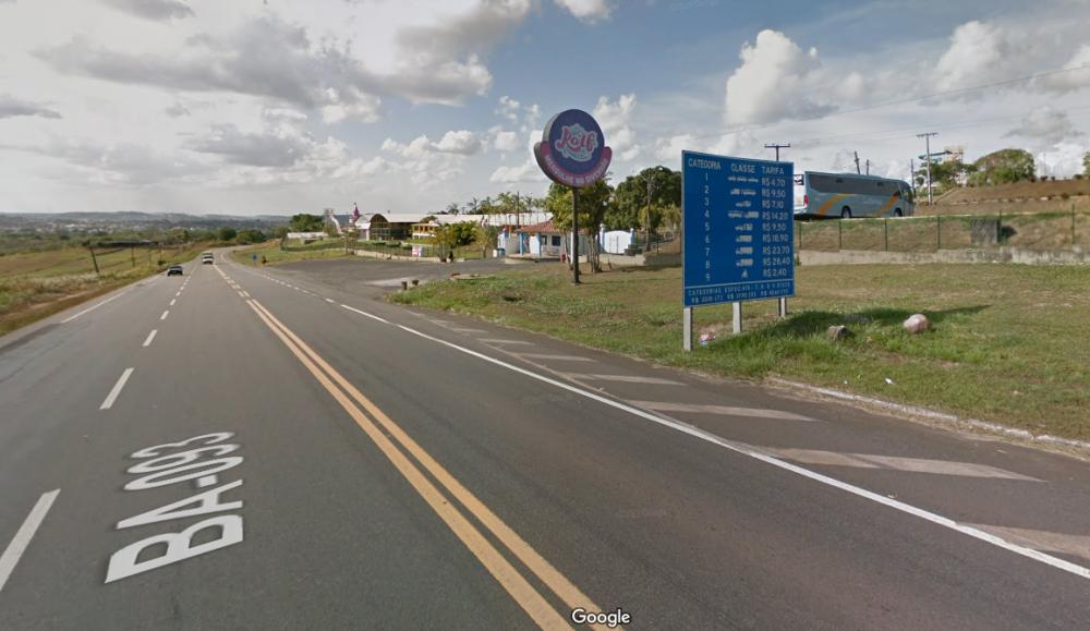 Homem morre após colisão entre motocicleta e carreta na BA-093