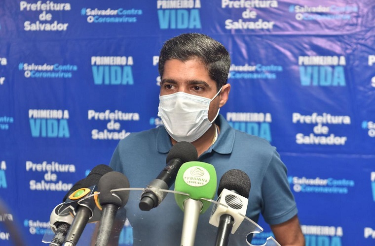 Neto defende compra conjunta de vacinas com governo do Estado