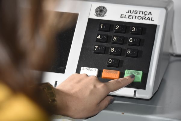 Adiada por apagão, eleição em Macapá acontece neste domingo