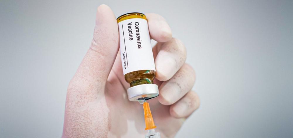 Reino Unido anuncia que vacinação contra Covid-19 começa nesta terça