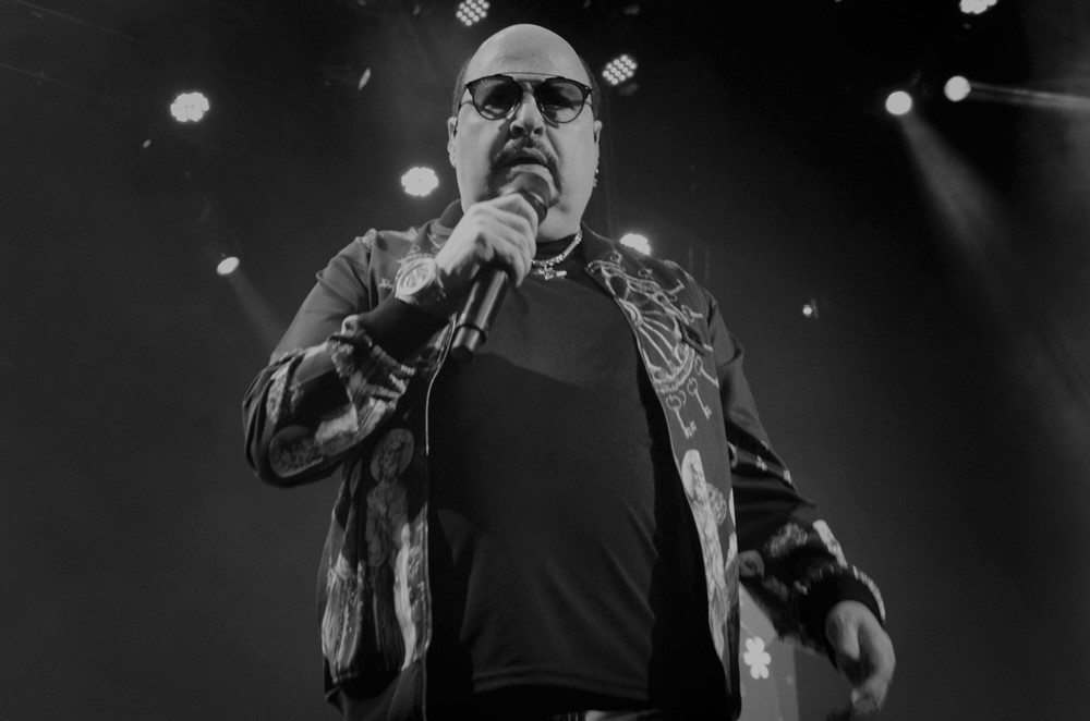 Paulinho, vocalista do Roupa Nova, morre aos 68 anos após complicações da covid-19