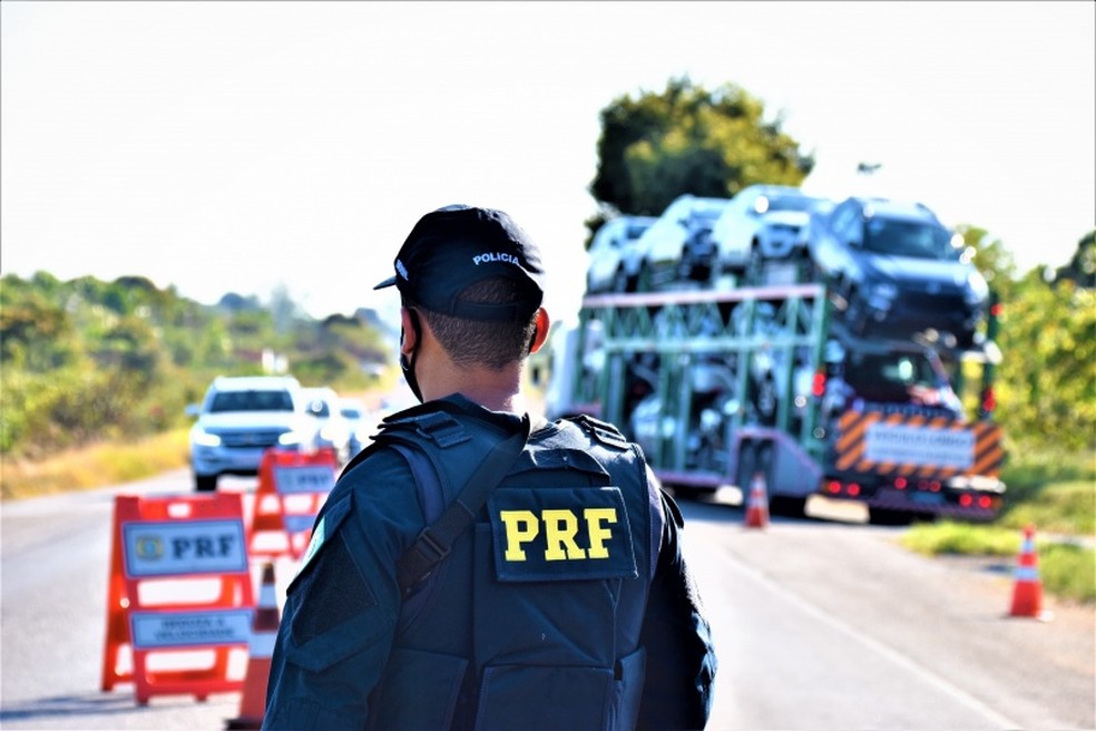 Operação de fim de ano: PRF aumenta fiscalização nas rodovias durante festejos