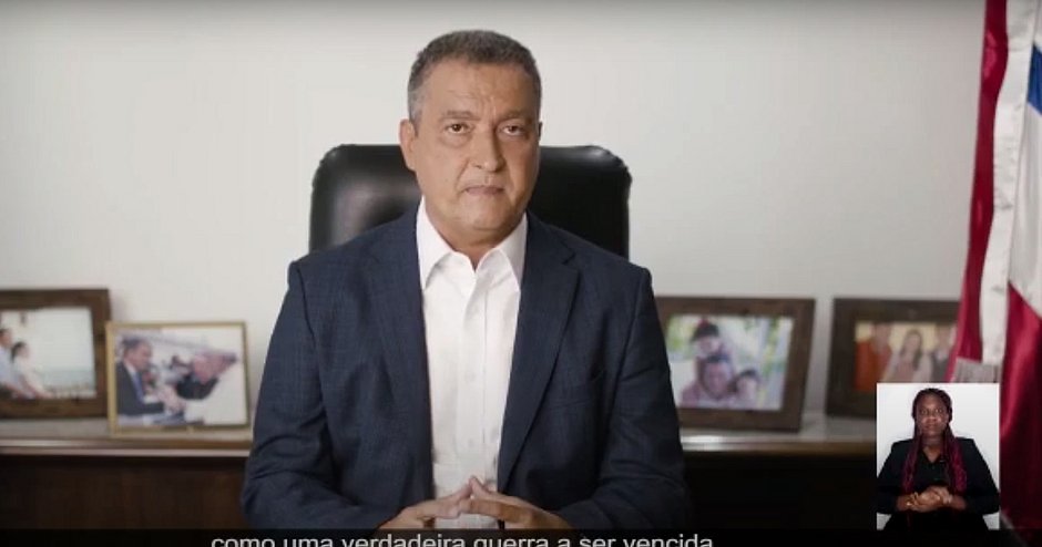 Rui anuncia 'máximo rigor' da polícia para impedir festas de fim de ano
