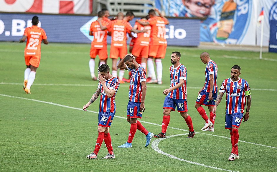 Bahia perde em casa para o Internacional, mas segue fora do Z4
