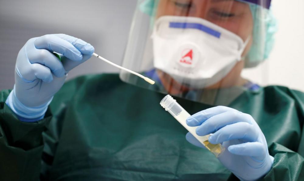 Testes ainda confirmarão se nova cepa encontrada em SP é a mais transmissível