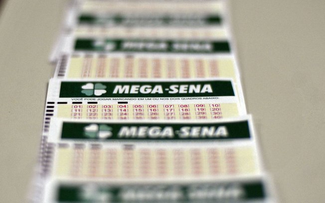 Ninguém acerta números da Mega-Sena e prêmio chega a R$ 8 milhões