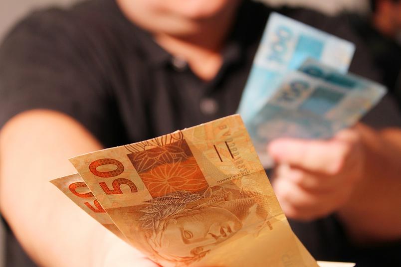 Veja como ficam os descontos do INSS no seu salário em 2021