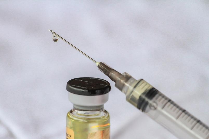 Anvisa aprova uso emergencial de vacina de Oxford e da Coronavac