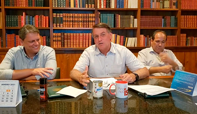 Bolsonaro diz que usará recursos de delações para investir em vacina