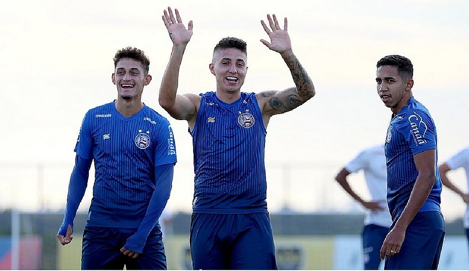 Ramírez recebe terceiro amarelo e desfalca Bahia contra o Vasco