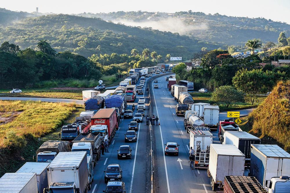'Houve sensibilidade por parte da categoria', diz ministro sobre greve de caminhoneiros